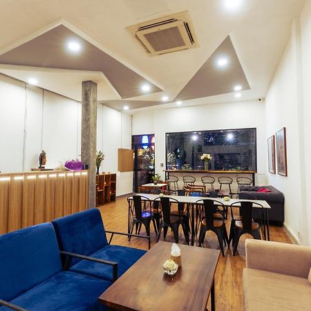 Suite Home Boutique Hotel Phnom Penh Exteriör bild