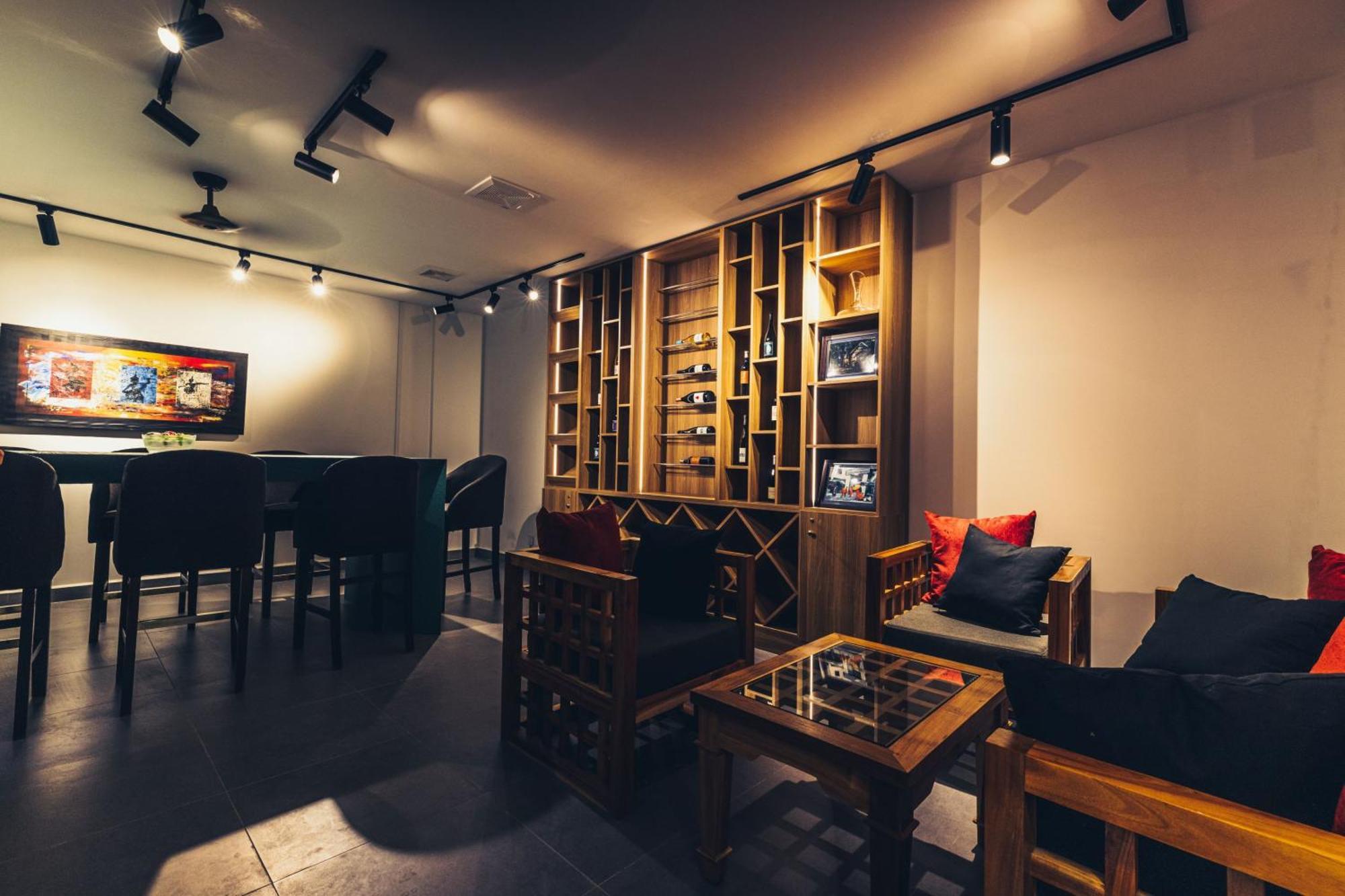 Suite Home Boutique Hotel Phnom Penh Exteriör bild
