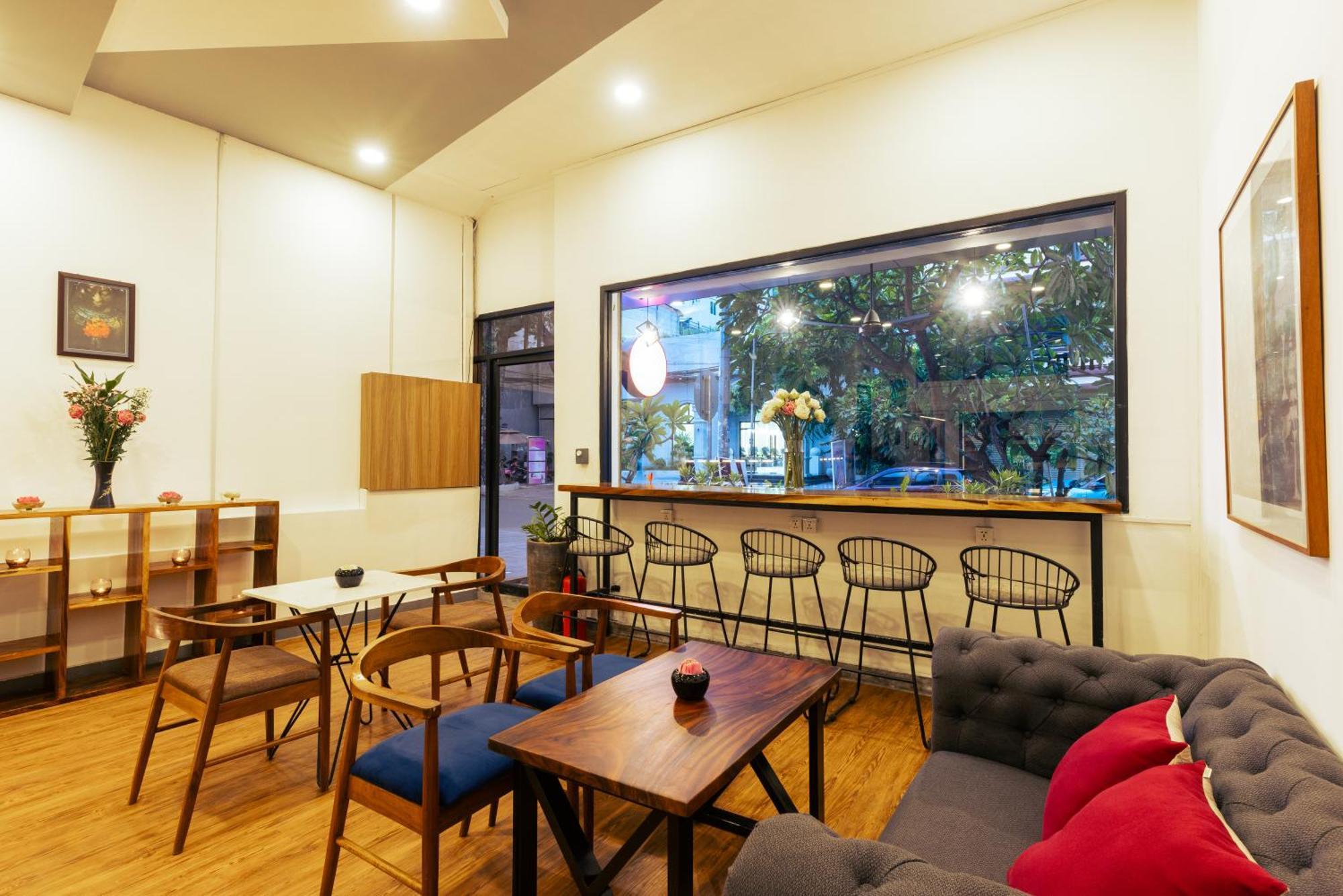 Suite Home Boutique Hotel Phnom Penh Exteriör bild